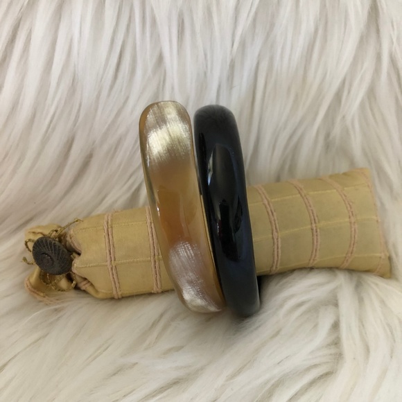 wrap acrylic bracelet - Picture 2 of 4